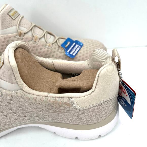 Skechers Summits Polka Dance Wide Width Womens Walking Sneakers from Finish Line - Picture 8 of 11